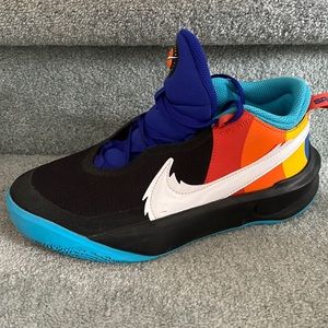 Nike Space Jam x Team Hustle D10 SE GS Shoes Big Kids 6Y